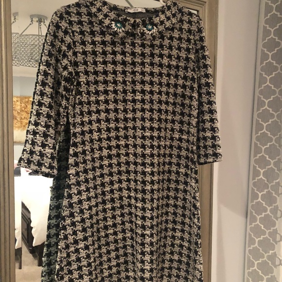 Mango Houndstooth dress with embellished neck - Picture 4 of 5